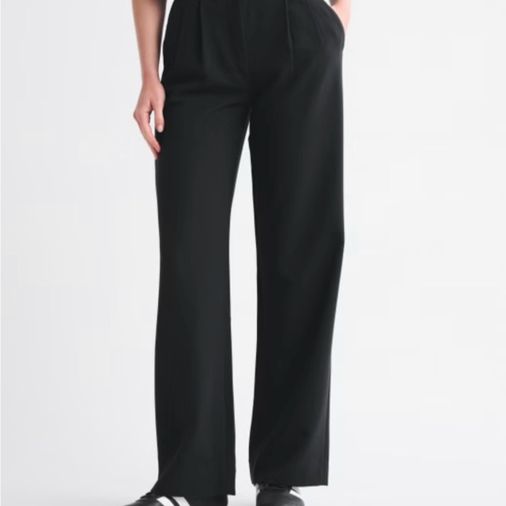 Abercrombie & Fitch Black Sloane Wide-Leg Pants size 28/6